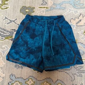 LULULEMON Blue Tie-Dye Shorts - small